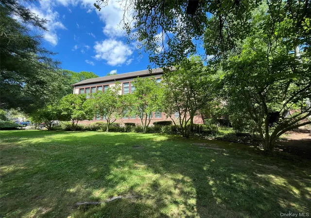 Homes for sale in Greenburgh, NY | 55 W Hartsdale Avenue, Greenburgh, NY 10530 | Houzeo