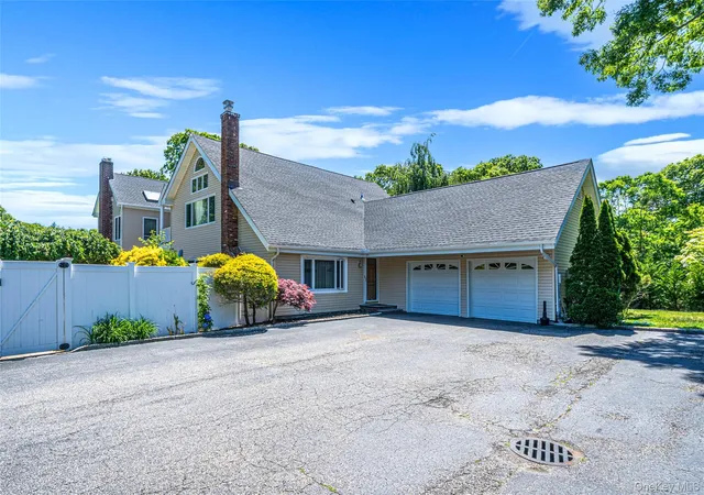 2nd image of 2 Jodi Dr, Brookhaven, NY 11949 | MLS# 1012182
