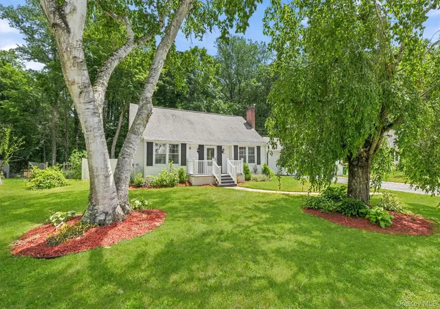 Homes for sale in Hyde Park, NY | 20 Valley View Rd, Hyde Park, NY 12538 | MLS# 1012183