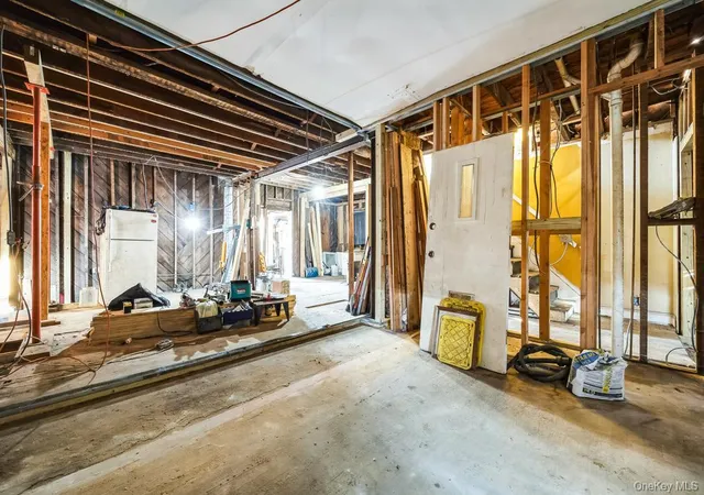 Photo 3 of Sale Pending at 1052 Mclean Ave, Yonkers, NY 10704 | MLS# 1012215 | Listing updated on 2026-07-11