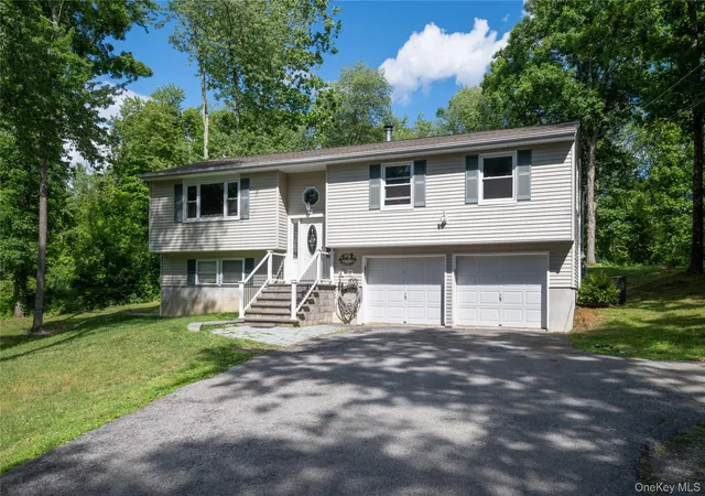 Homes for sale in Hyde Park, NY | 46 Rogers Rd, Hyde Park, NY 12538 | MLS# 1012221