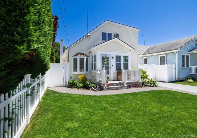 25th image of 2589 Southard Ave, Oceanside, NY 11572 | MLS# 1012230