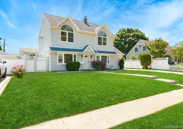 3rd image of 130 Coach Ln, Hempstead, NY 11756 | MLS# 1012237