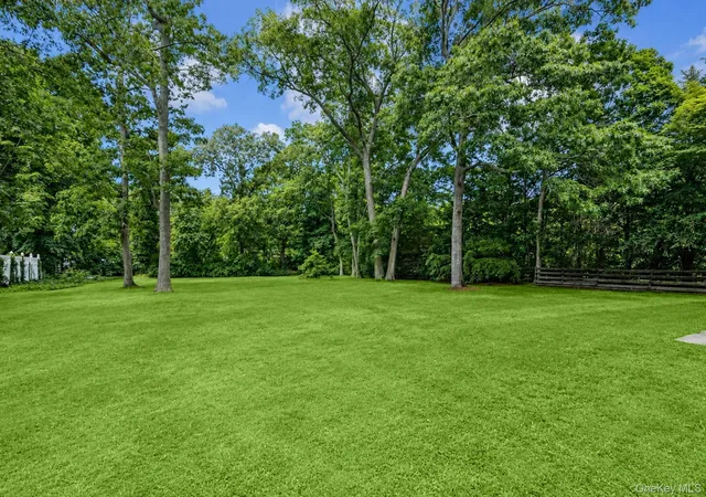 19th image of 32 Vautrin Ave, Holtsville, NY 11742 | MLS# 1012285
