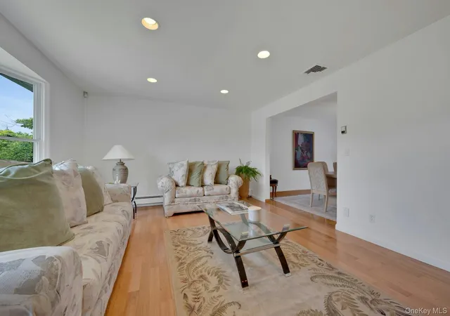 4th image of 100 Neptune Ave, New Rochelle, NY 10805 | MLS# 1012294
