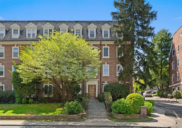 Photo 1 of Condo for sale at 2 Alden Pl #4D, Eastchester, NY 10708 | MLS# 1012296 | Listing updated on 2026-09-12