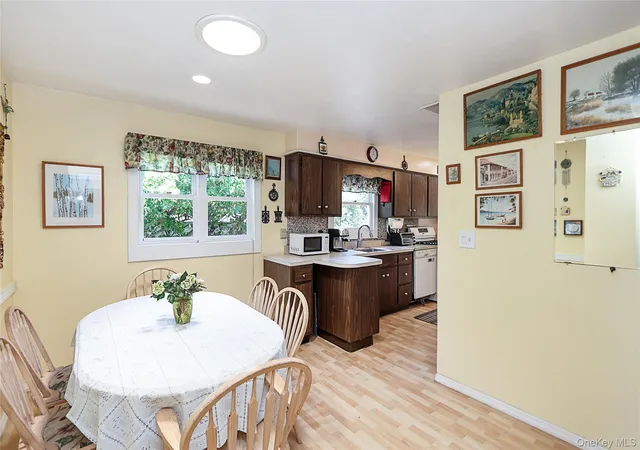 5th image of 110 Franklin Ave, East Northport, NY 11731 | MLS# 1012333