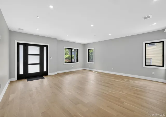 Listing Photo 5 - Condo for sale in building located at 23 Hudson Ave, Irvington, NY 10533