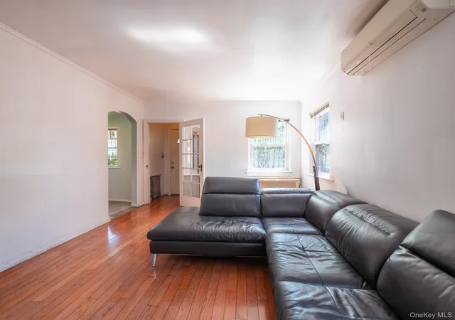 Photo 4 of Single family home for sale at 7618 172nd Street, New York, NY 11366 | MLS# 1012354 | Listing updated on 2026-08-02