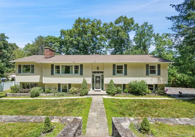2nd image of 1 Annarock Dr, Somers, NY 10589 | MLS# 1012382