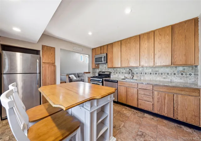 Photo 3 of Sale Pending at 316 Philadelphia Ave, Massapequa Park, NY 11762 | MLS# 1012389 | Listing updated on 2026-07-14