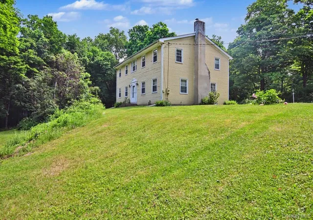 Homes for sale in Hamptonburgh, NY | 72 Egbertson Rd, Hamptonburgh, NY 10916 | MLS# 1012392