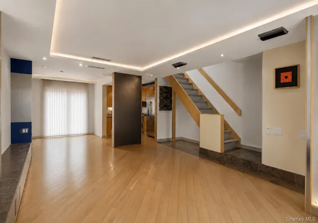Photo 3 of Single family home for sale at 6361 76th Street, New York, NY 11379 | MLS# 1012393 | Listing updated on 2026-09-28