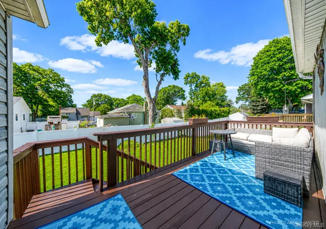 26th image of 415 Elmwood St, Islip Terrace, NY 11752 | MLS# 1012396