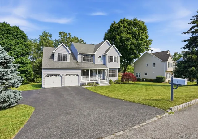 Homes for sale in Warwick (town), NY | 19 Regent Rd, Warwick (town), NY 10990 | MLS# 1012413