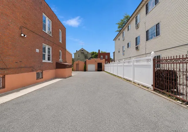 Photo 2 of Sale Pending at 756 E 223rd Street, Bronx, NY 10466 | MLS# 1012433 | Listing updated on 2026-09-16