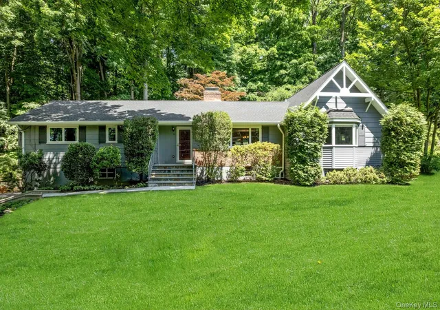 2nd image of 15 Deerfield Ln S, Mount Pleasant, NY 10570 | MLS# 1012440