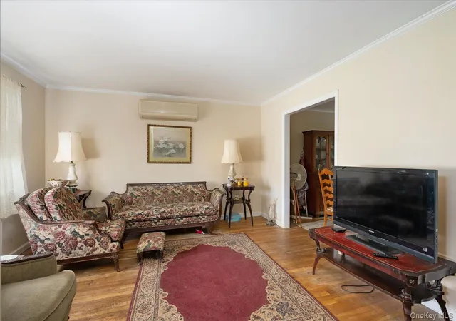 Photo 2 of Single family home for sale at 145 Arthur Ave, Floral Park, NY 11001 | MLS# 1012451 | Listing updated on 2026-09-23