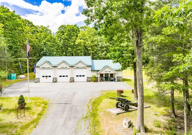 Homes for sale in Highland, NY | 17 Collins Rd, Highland, NY 12732 | MLS# 1012464