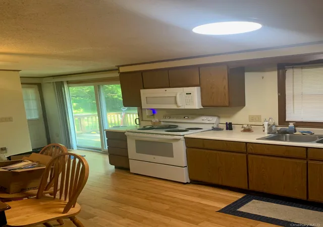 5th image of 79 Cambridge Dr, Red Hook, NY 12571 | MLS# 1012471