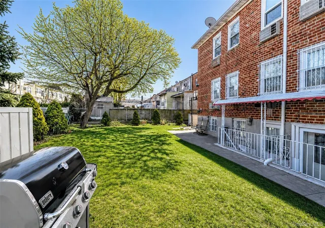 24th image of 42 19 195 St, New York, NY 11358 | MLS# 1012473