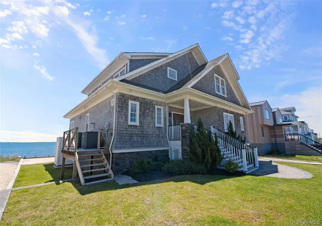Photo 3 of Single family home for sale at 21 Shinnecock Rd, East Quogue, NY 11942 | MLS# 1012474 | Listing updated on 2026-08-07