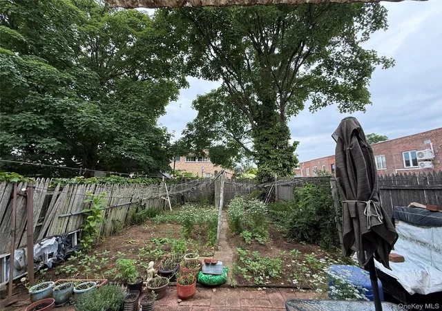 Photo 2 of Single family home for sale at 13512 118th Street, New York, NY 11420 | MLS# 1012477 | Listing updated on 2026-08-02