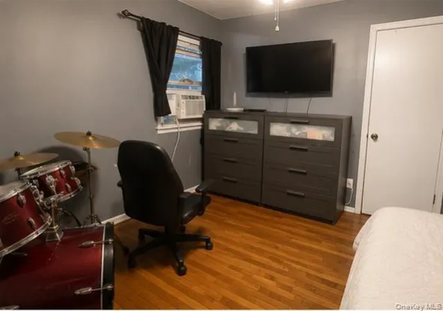 4th image of 1070 Oakfield Ave, Hempstead, NY 11710 | MLS# 1012489