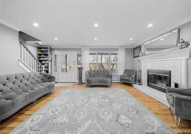 5th image of 62 Sunburst Dr, Brookhaven, NY 11778 | MLS# 1012498