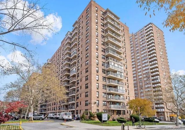Homes for sale in New York, NY | 42 55 Colden St #11V, New York, NY 11355 | MLS# 1012506