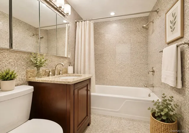 Homes for sale in New York, NY | 42-55 Colden St #11V, New York, NY 11355 | MLS# 1012506