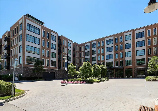 Homes for sale in Glen Cove, NY | 100 Garvies Point Rd #1131, Glen Cove, NY 11542 | MLS# 1012517