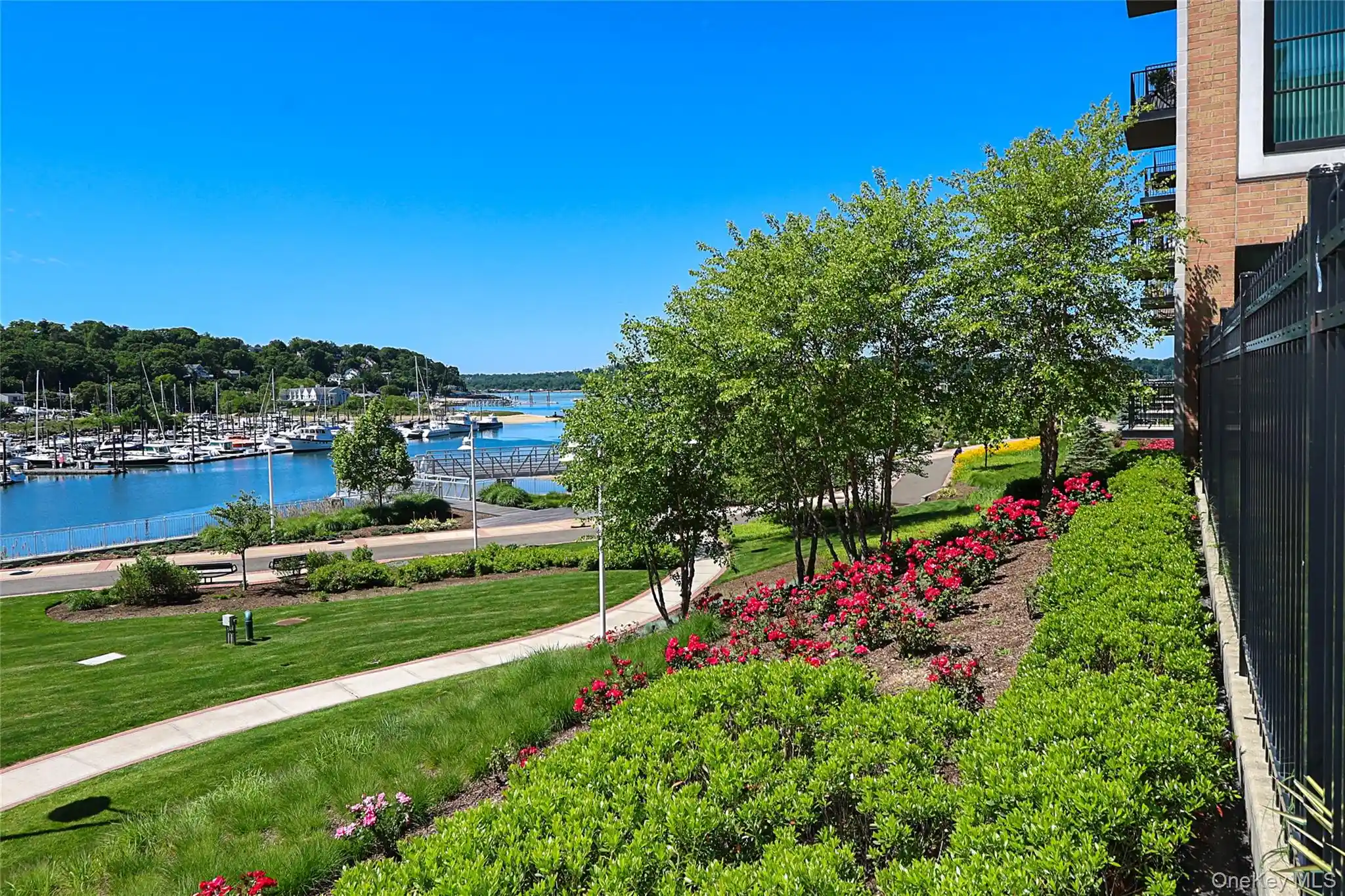 Listing Photo 46 - Condo for sale in 100 Garvies Pt Rd located at 100 Garvies Pt Rd, Oyster Bay, NY 11542 - Unit #1131