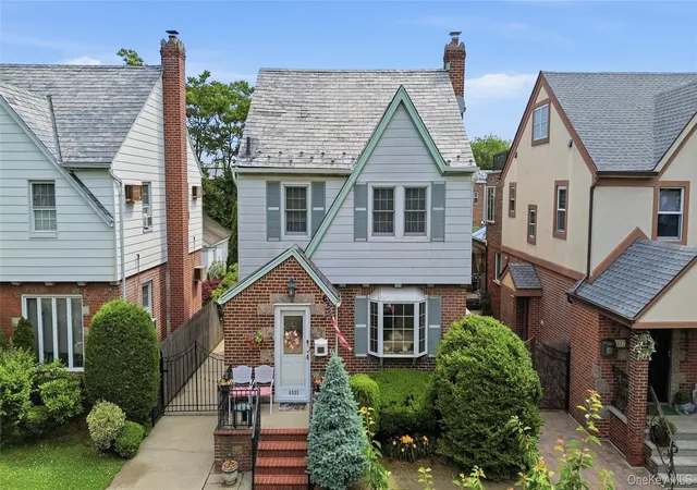 Photo 2 of Sale Pending at 6033 69th Lane, Maspeth, NY 11378 | MLS# 1012555 | Listing updated on 2026-08-21