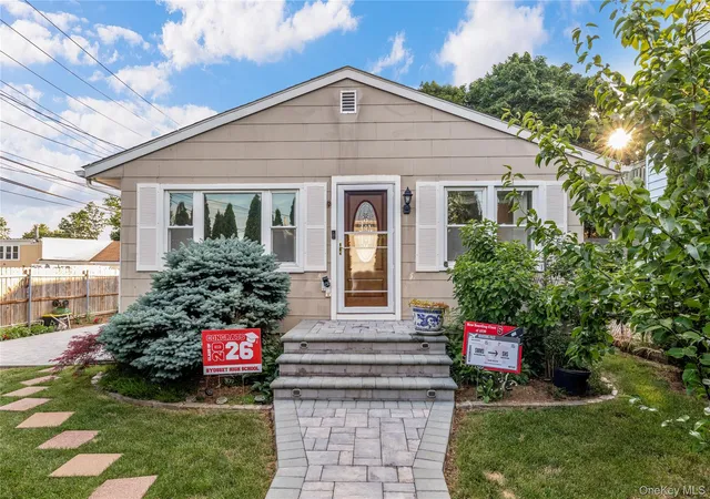 1st image of 36 Richmond St, Syosset, NY 11791 | MLS# 1012561
