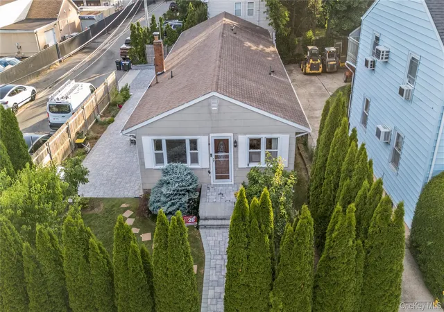 20th image of 36 Richmond St, Syosset, NY 11791 | MLS# 1012561