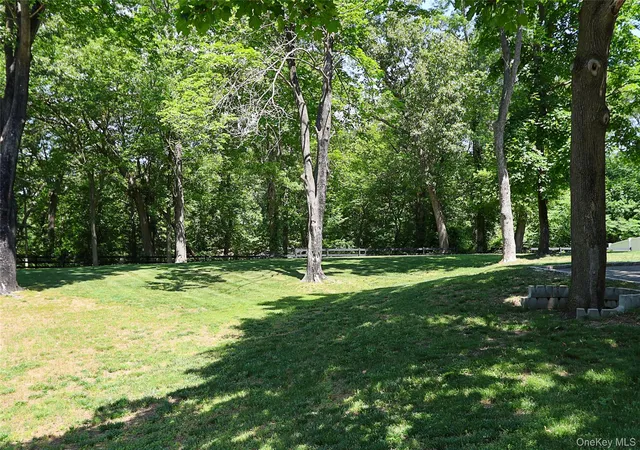 35th image of 273 Sugar Toms Ln, Oyster Bay, NY 11732 | MLS# 1012563