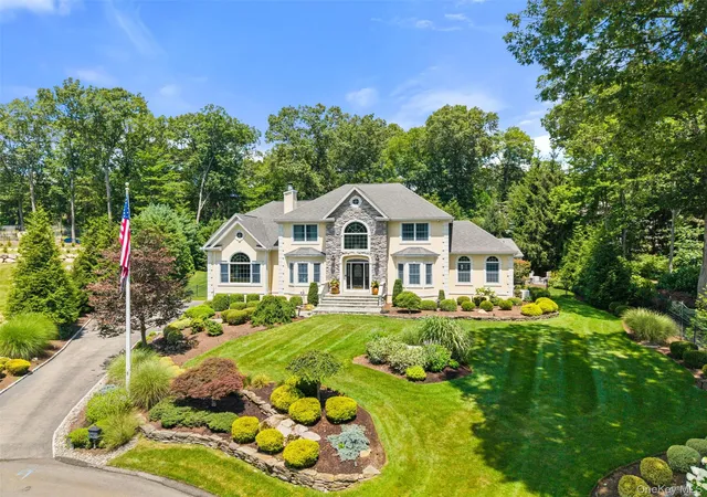 2nd image of 22 Perrins Peak Rd, Stony Point, NY 10980 | MLS# 1012567