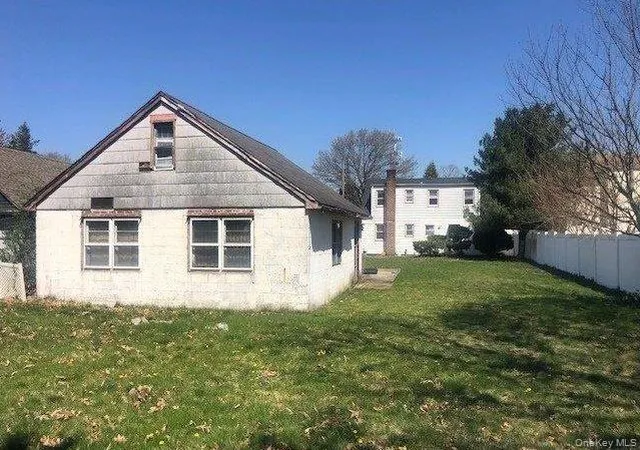 9th image of 7 Walters Ave, Syosset, NY 11791 | MLS# 1012570