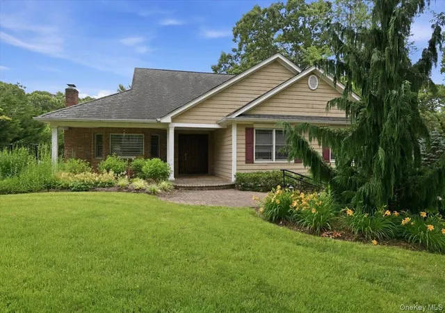 Homes for sale in Huntington, NY | 42 Mclane Dr, Huntington, NY 11746 | MLS# 1012588