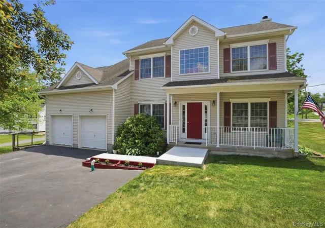 1st image of 2 Gatehouse Pl, Walden, NY 12586 | MLS# 1012594