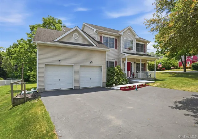 5th image of 2 Gatehouse Pl, Walden, NY 12586 | MLS# 1012594