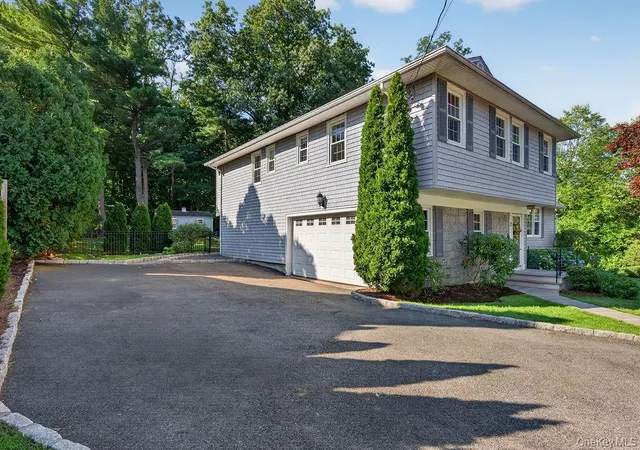 Photo 2 of Sale Pending at 7 Stanley Rd, White Plains, NY 10605 | MLS# 1012609 | Listing updated on 2026-08-12