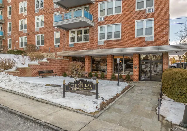 Homes for sale in Eastchester, NY | 21 Fairview Avenue, Eastchester, NY 10707 | Houzeo