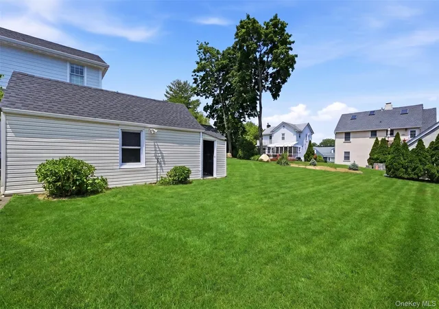 22nd image of 63 Andrew St, North Hempstead, NY 11030 | MLS# 1012631