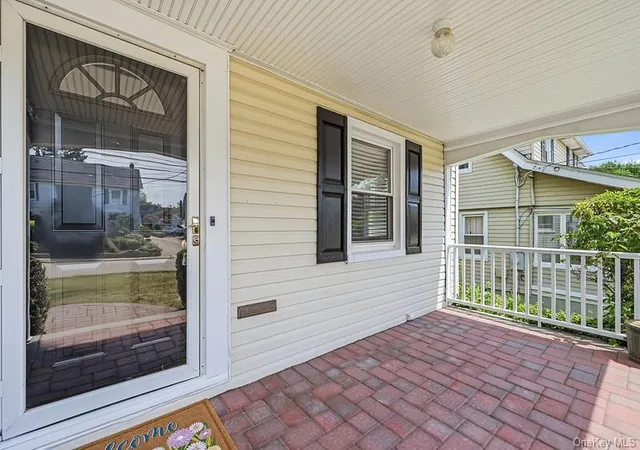 3rd image of 63 Andrew St, North Hempstead, NY 11030 | MLS# 1012631