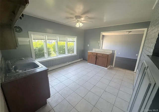 4th image of 143 Red Maple Dr N, Hempstead, NY 11756 | MLS# 1012640