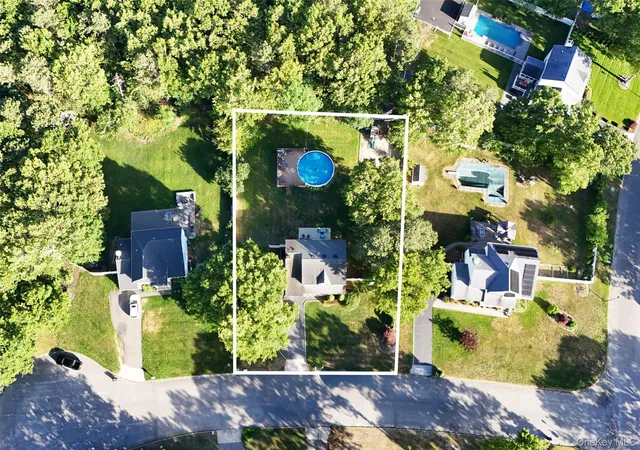 Homes for sale in Brookhaven, NY | 4 Redbud Ct, Brookhaven, NY 11953 | MLS# 1012656