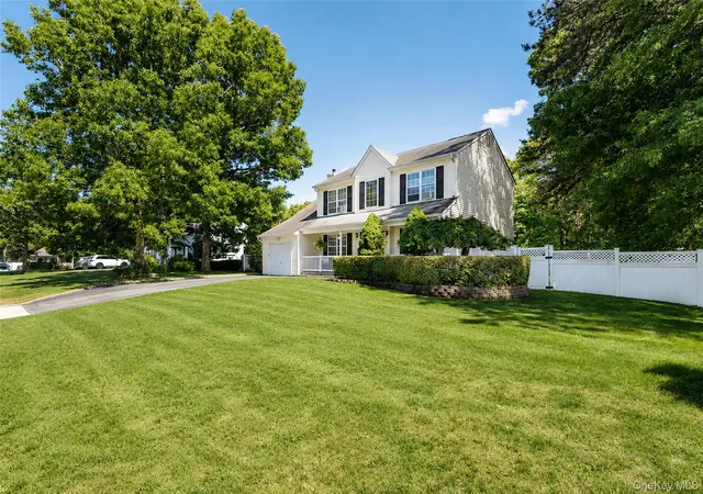 Homes for sale in Brookhaven, NY | 4 Redbud Ct, Brookhaven, NY 11953 | MLS# 1012656