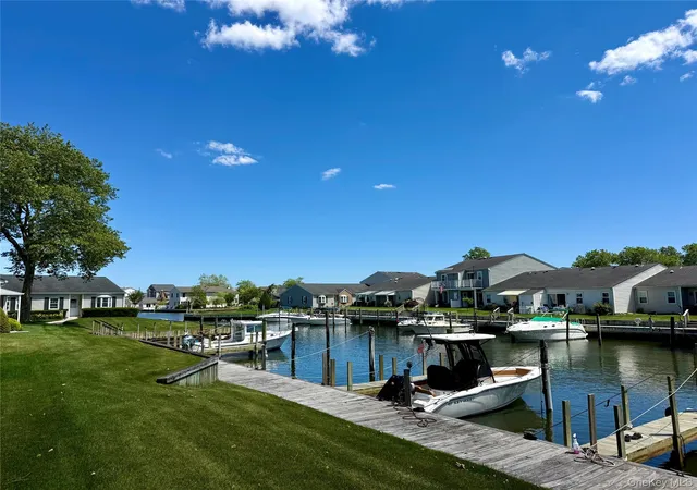 2nd image of 26 Harbor Rd N, Babylon, NY 11702 | MLS# 1012689
